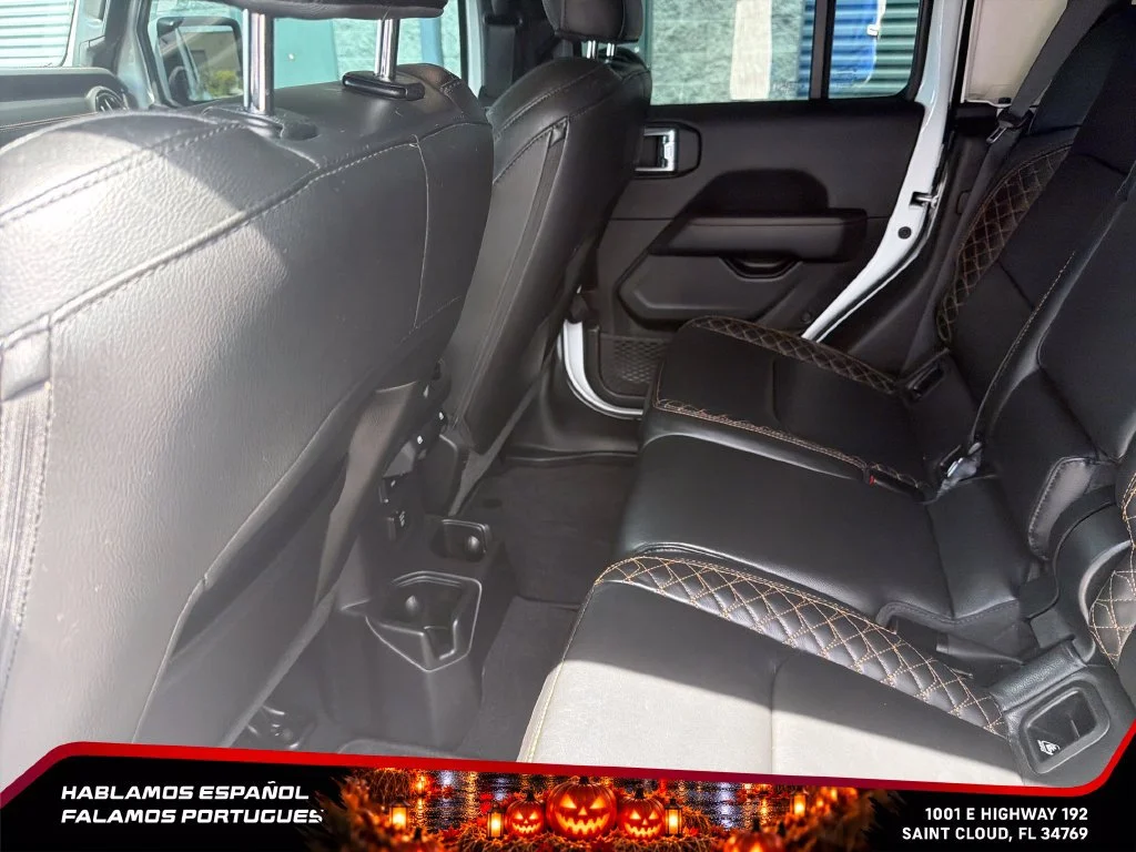 Used 2022 White Jeep High Altitude image 24