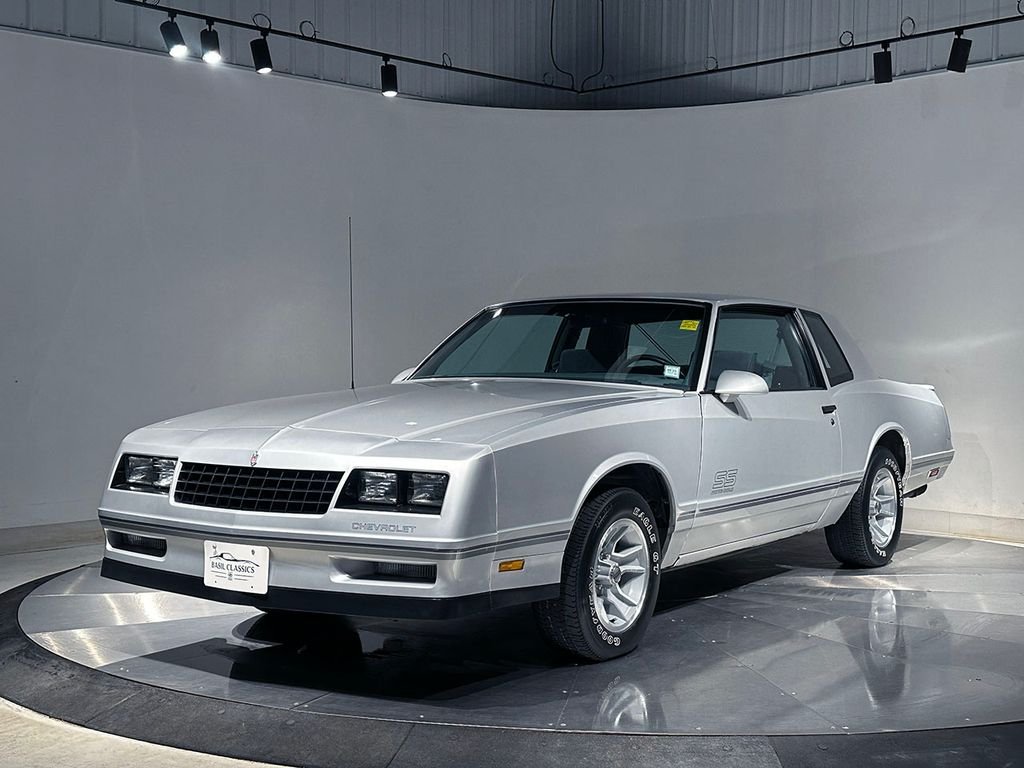 Used 1987 Gray Chevrolet  image 2