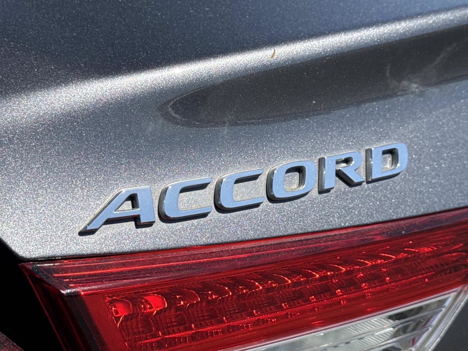 2021 Honda Accord Hybrid EX - Photo 30