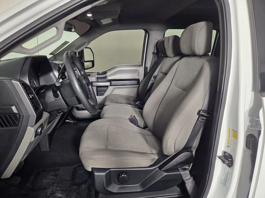 Used 2020 Oxford White Ford XLT image 12