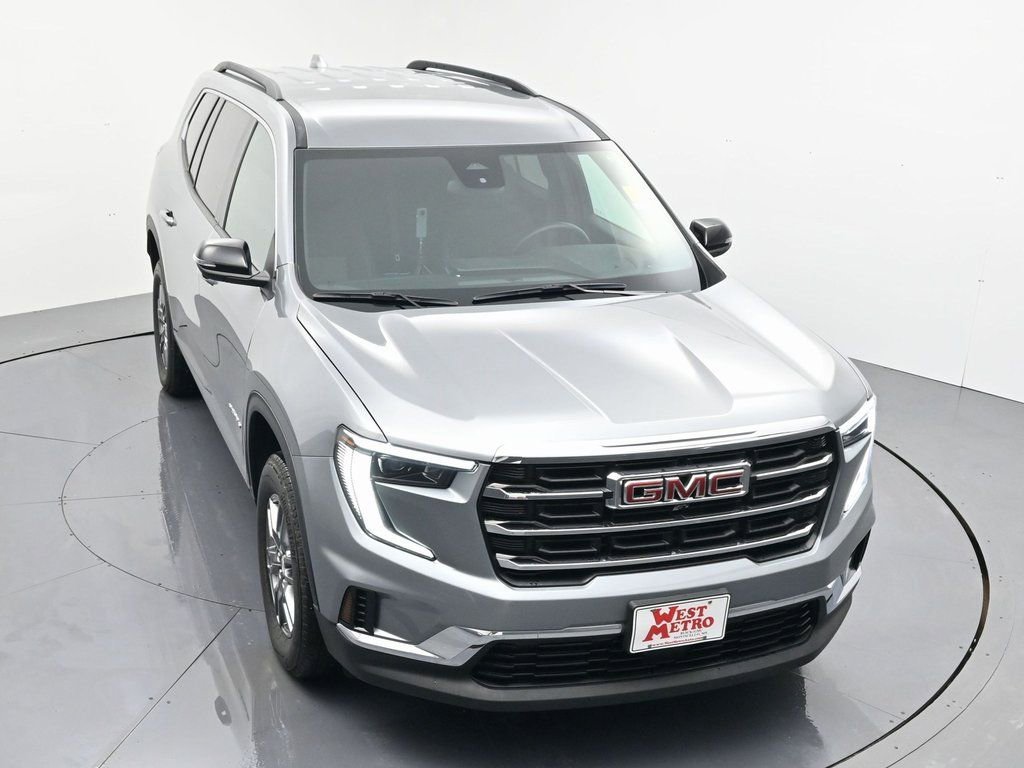 Used 2025 Sterling Metallic GMC Elevation image 4