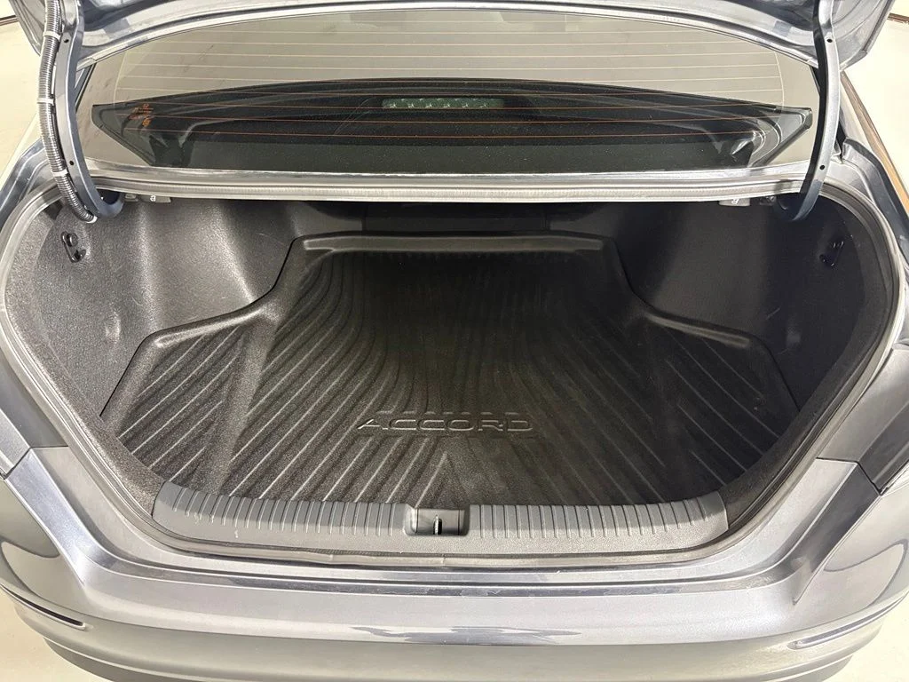 Used 2024  Honda EX image 40