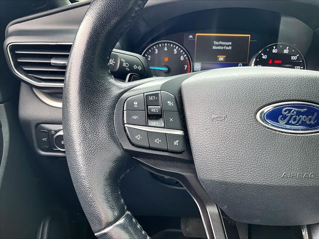 Used 2020 Blue Ford XLT image 23