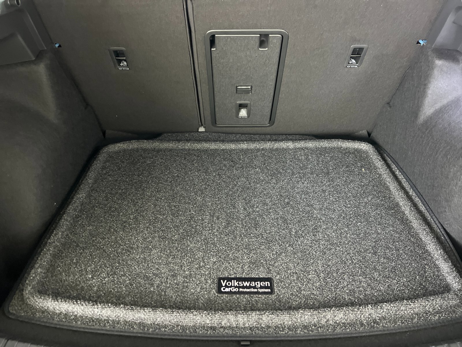 New 2026 Monterey Blue Pearl Volkswagen SEL image 14