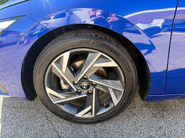 Certified Used 2024 Blue Hyundai SEL image 22