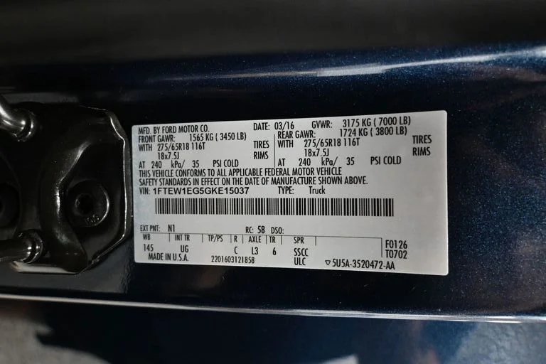 Used 2016 Blue Ford XLT image 54