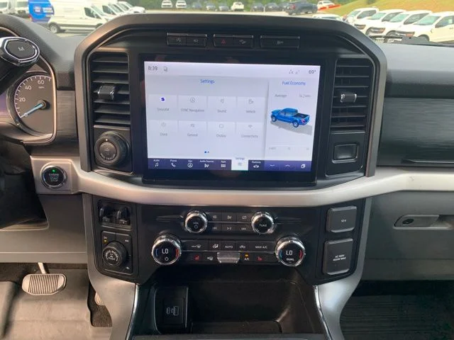 Used 2021 Agate Black Metallic Ford XLT image 31