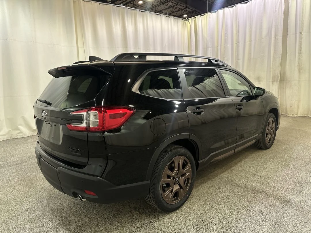 New 2026 Crystal Black Silica Subaru Limited Bronze Edition image 8