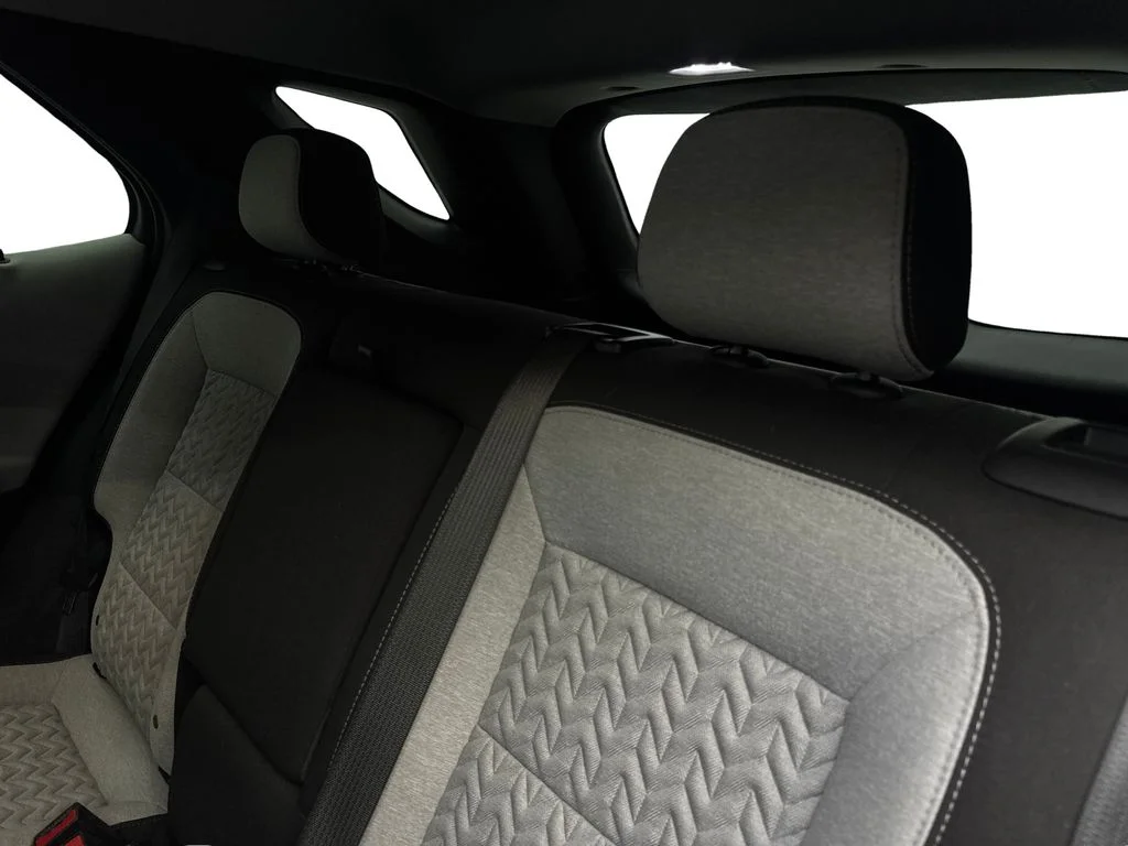 Used 2024 White Chevrolet LT image 35