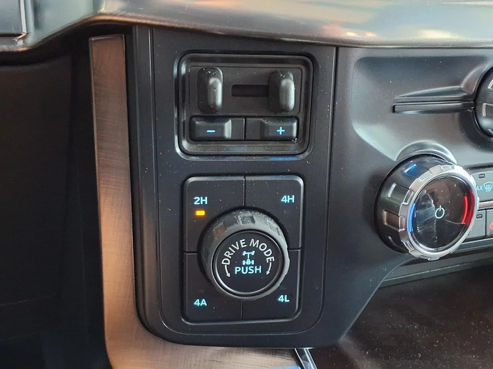Used 2026 Antimatter Blue Metallic Ford King Ranch image 6