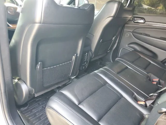Used 2019 Billet Silver M Jeep High Altitude image 24