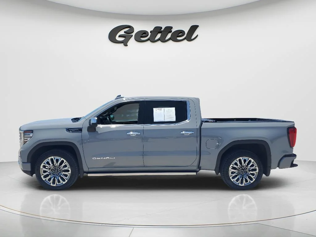 Used 2025 Thunderstorm Gray GMC Denali Ultimate image 8