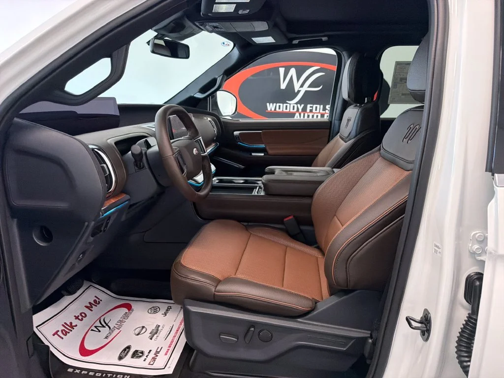New 2027 Star White Metallic Tri-Coat Ford MAX King Ranch® image 12