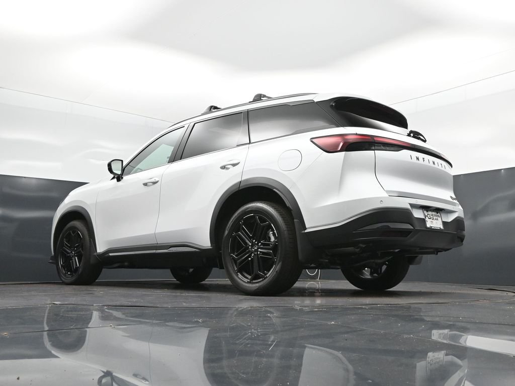 New 2027 RADIANT WHITE INFINITI Sport AWD image 41