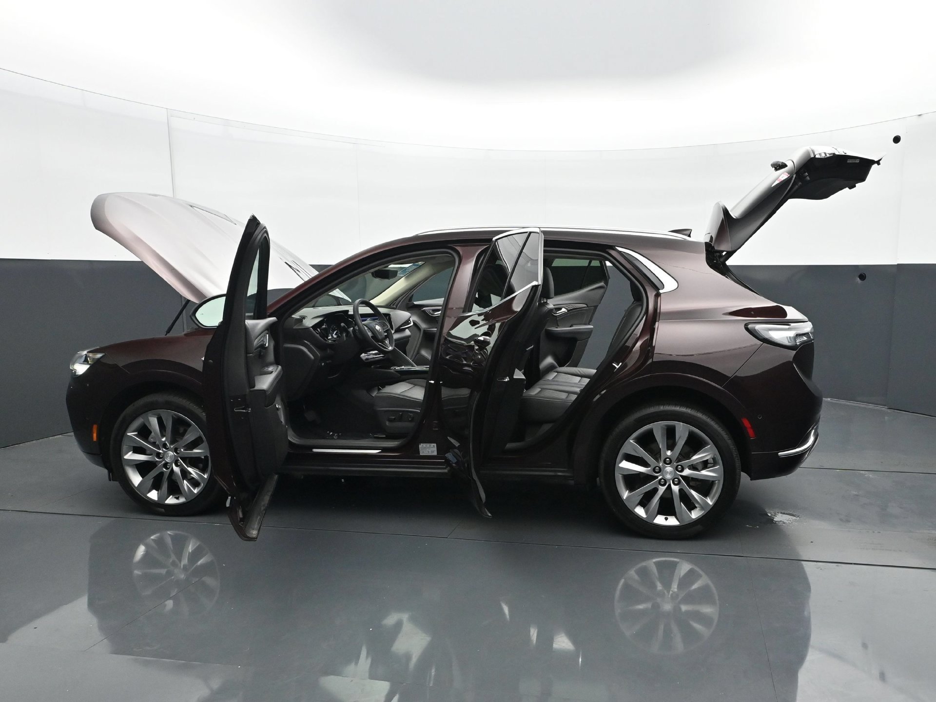 Used 2021 Rich Garnet Metallic Buick AWD 4dr Avenir image 33