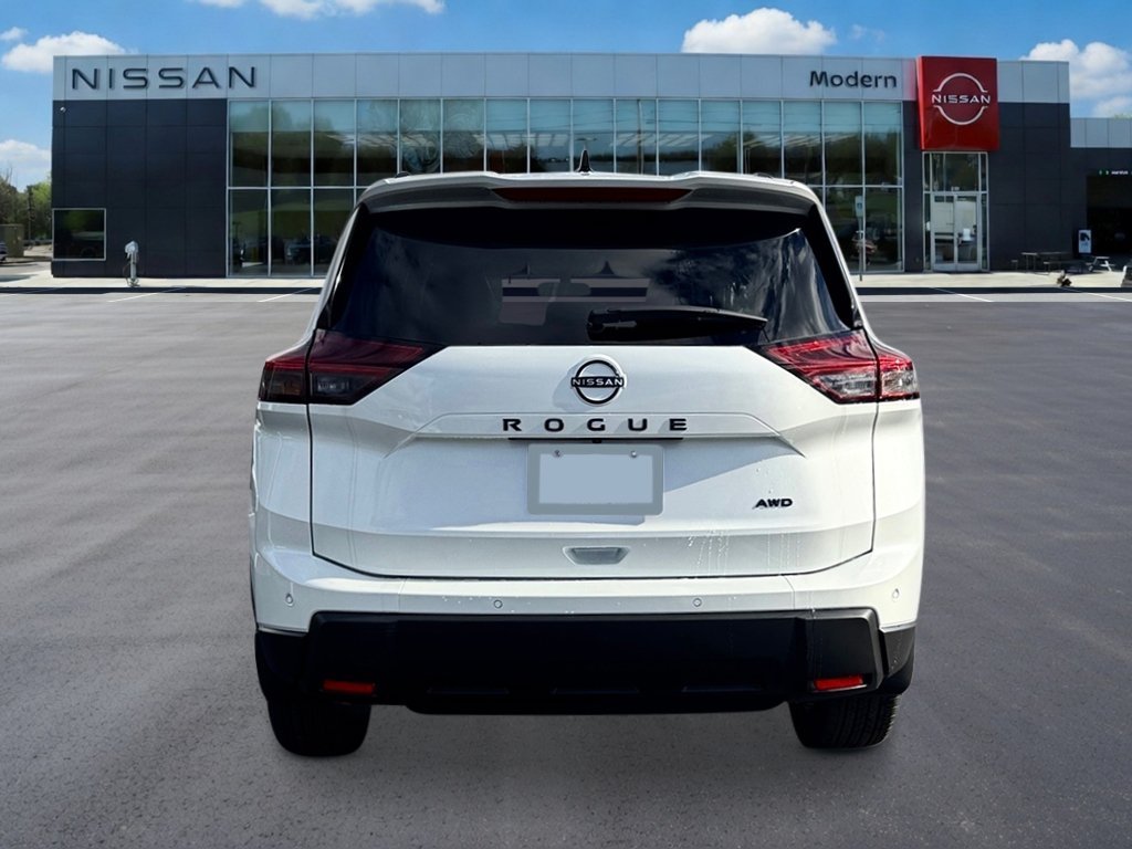 New 2026 Everest White Pearl Tricoat Nissan Dark Armor image 4