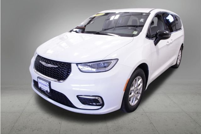 2025 Chrysler Pacifica