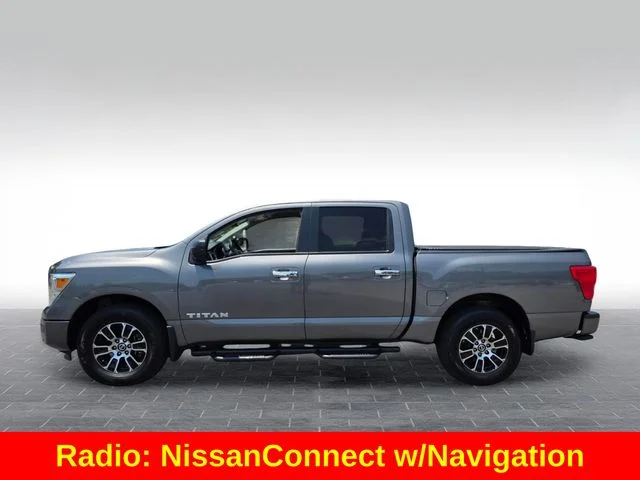 Used 2021 Gray Nissan SV image 5