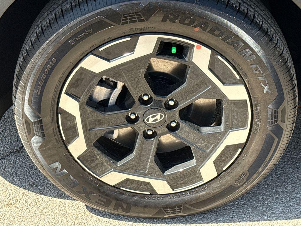 New 2026 Gray Hyundai SEL FWD image 10