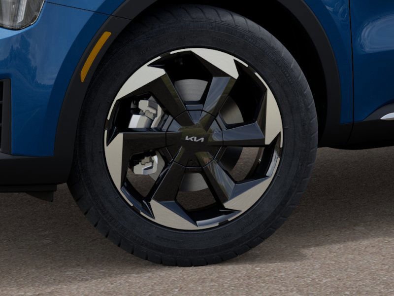 New 2026 Mineral Blue Kia EX image 9
