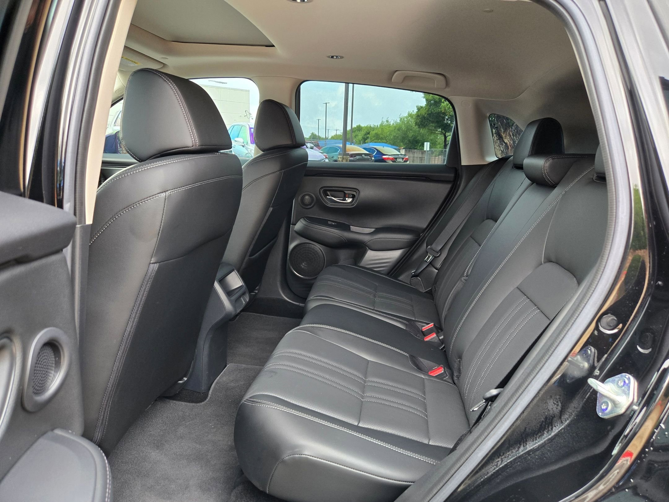 Used 2025 Black Honda EX-L image 14