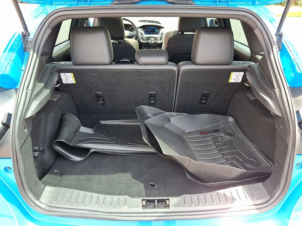 Used 2017 Blue Ford RS image 30