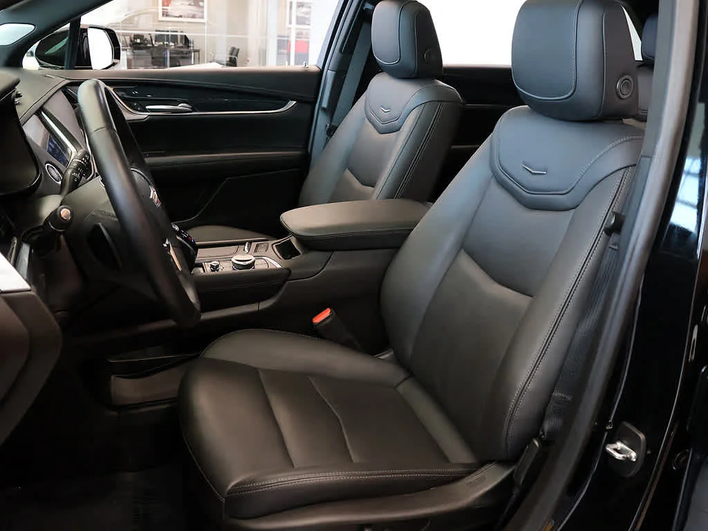 Certified Used 2023 STELLAR BLACK METALLIC Cadillac AWD Premium Luxury image 9