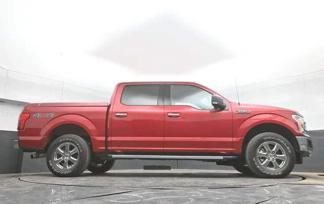 Used 2020 Red Ford XLT image 33