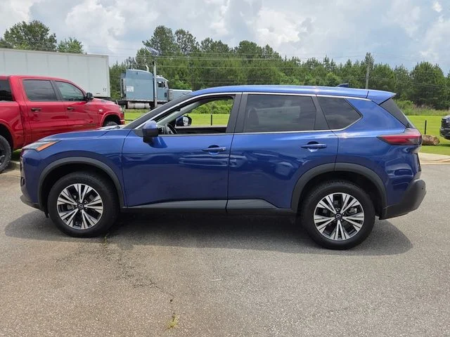 Used 2023 Blue Nissan SV image 4