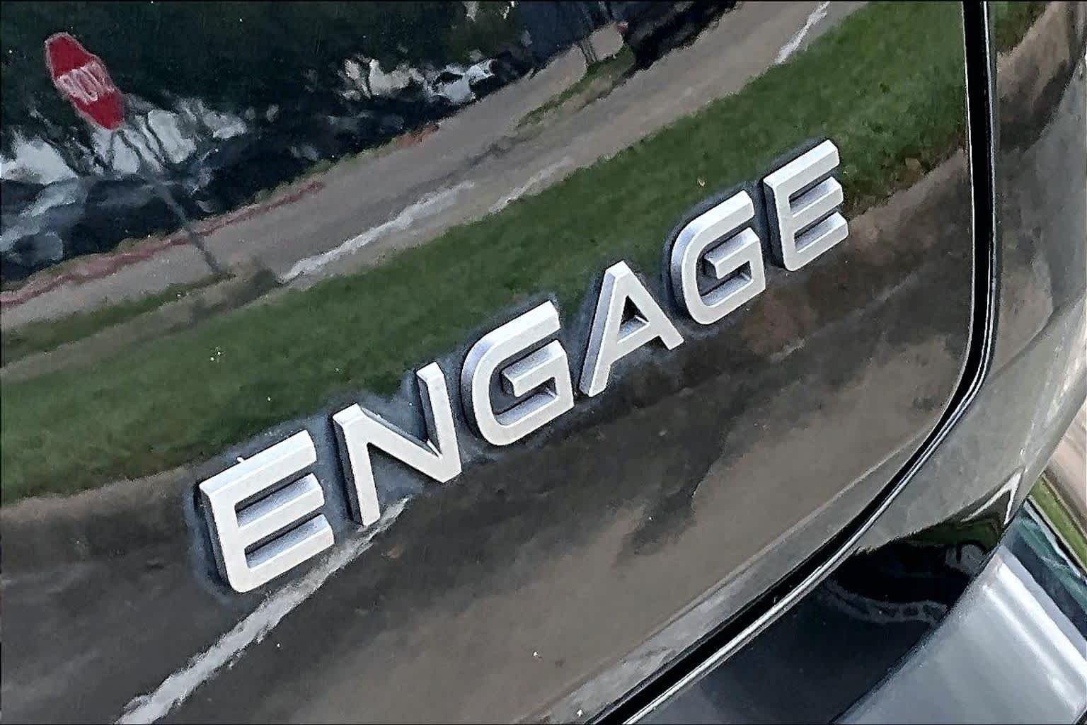 Used 2023 Black Diamond Pearl Nissan ENGAGE image 9