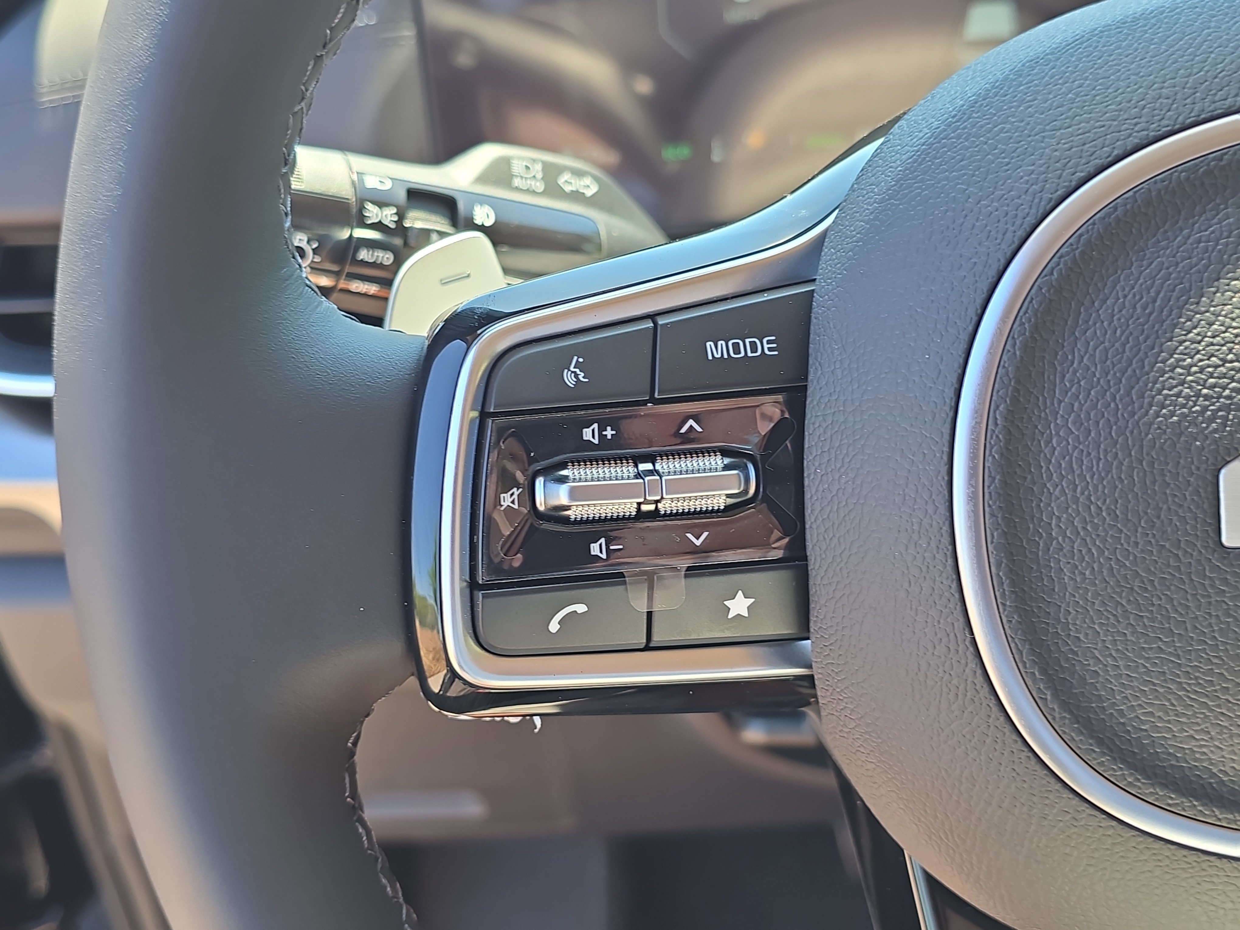 New 2026 Aurora Black Pearl Kia SX Prestige image 31