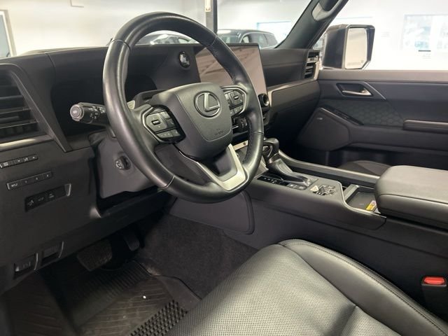 2024 Lexus GX Overtrail - Photo 11