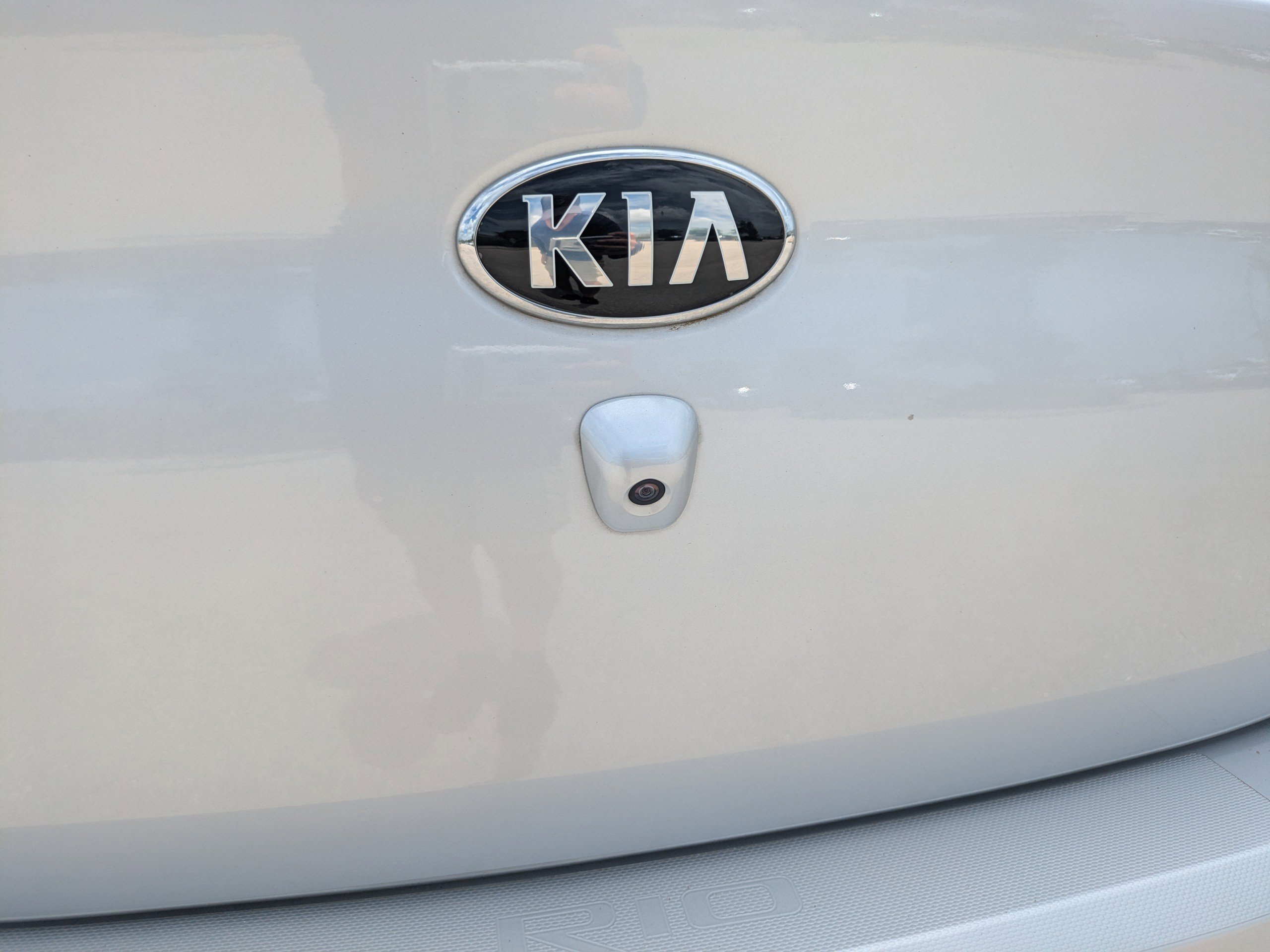 Certified Used 2021 Silky Silver Kia S image 7