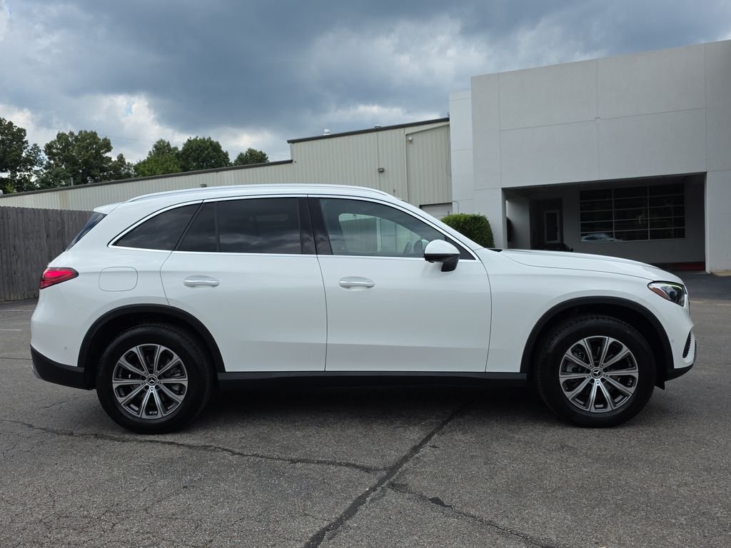 Certified Used 2024 White Mercedes-Benz GLC 300 image 6