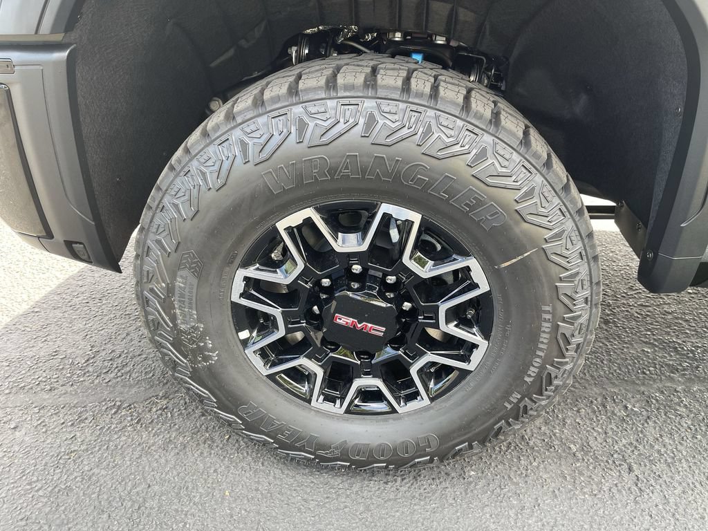 2026 GMC Sierra 2500HD AT4X - Photo 34