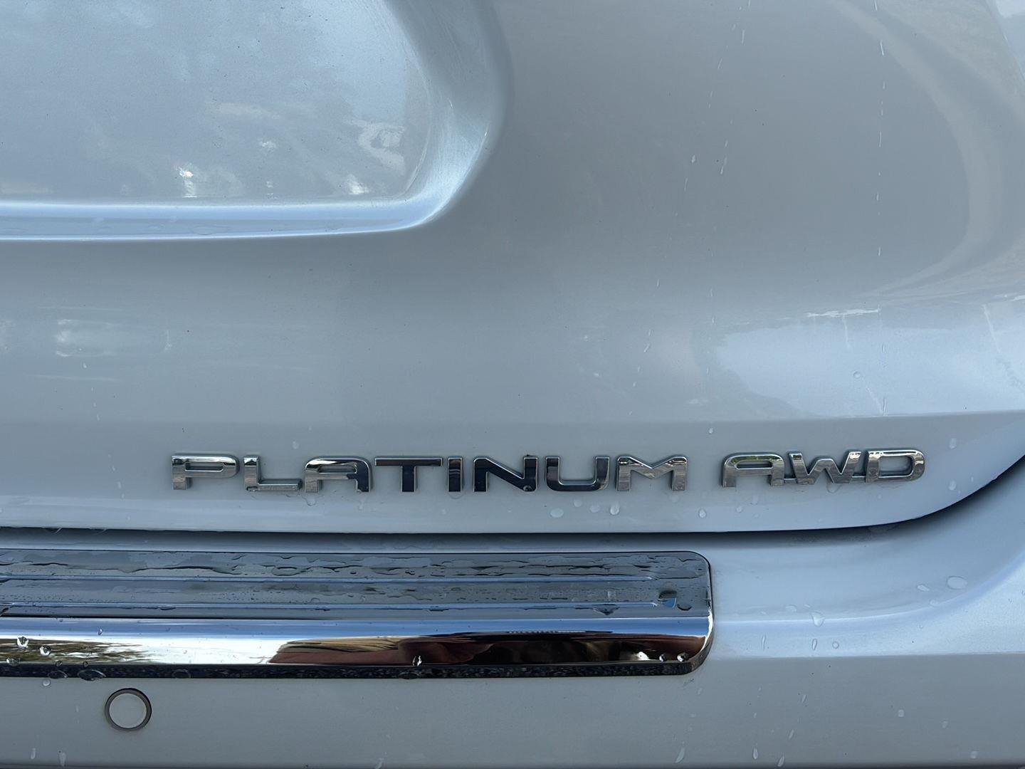 Used 2022 Wind Chill Pearl Toyota Platinum image 8