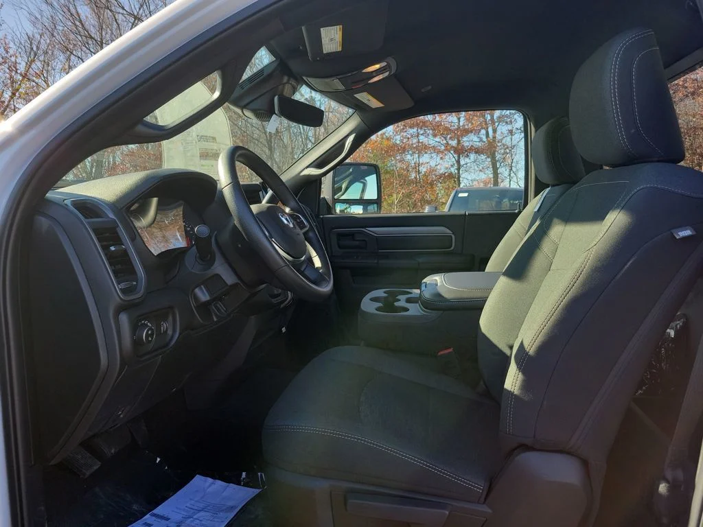 2026 RAM 2500 Tradesman - Photo 8