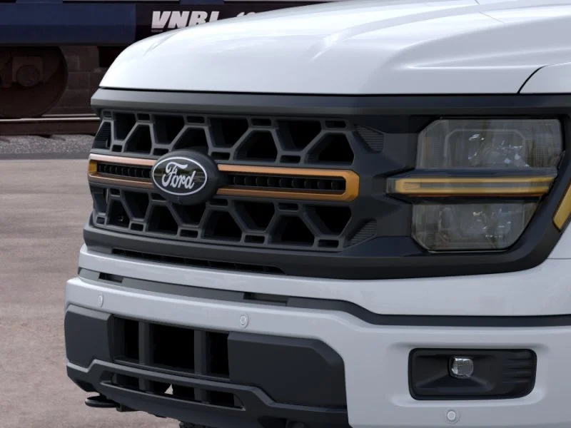 New 2026 Oxford White Ford Tremor® image 17