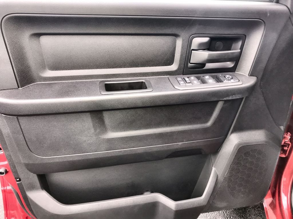 2026 RAM 3500 Chassis Tradesman - Photo 13
