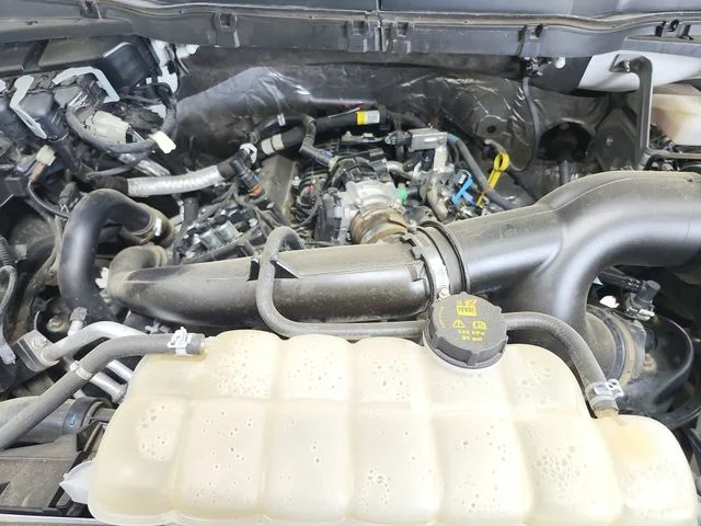 Used 2023 White Ford Lariat image 17