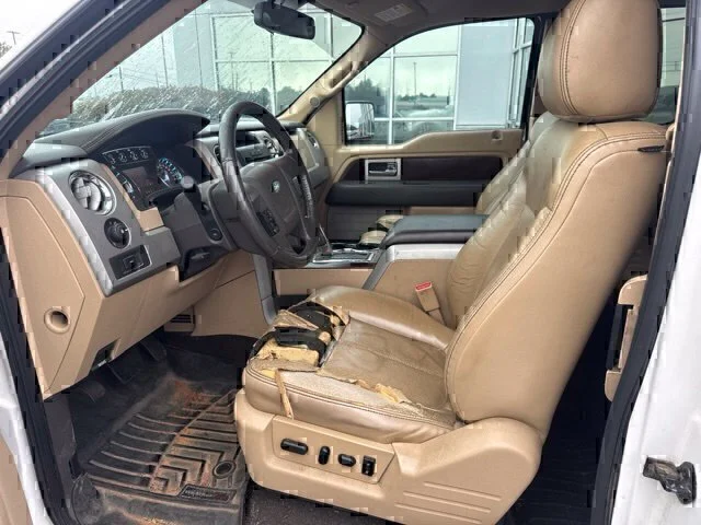 Used 2012 White Ford Lariat image 13