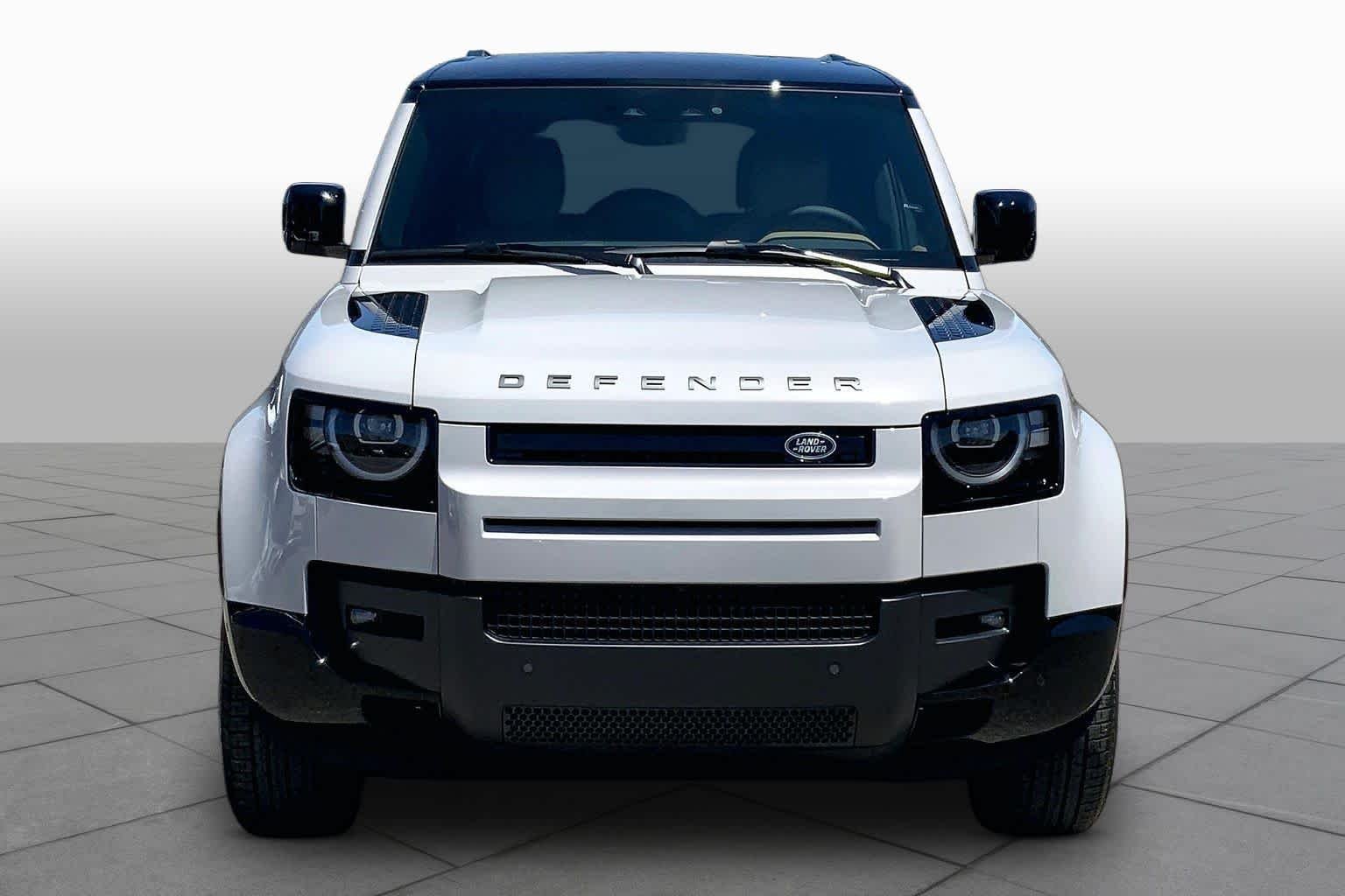 New 2026 Borasco Grey Land Rover X-Dynamic SE image 3