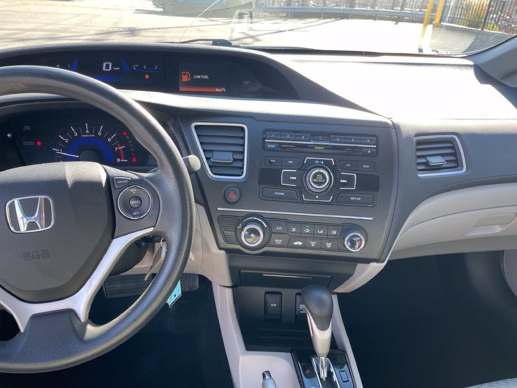 Used 2015 Gray Honda LX image 16