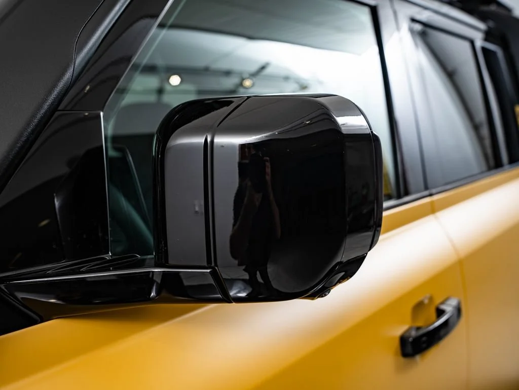 New 2026 Deep Sandglow Yellow Land Rover Trophy Edition Deep Sandglow image 17