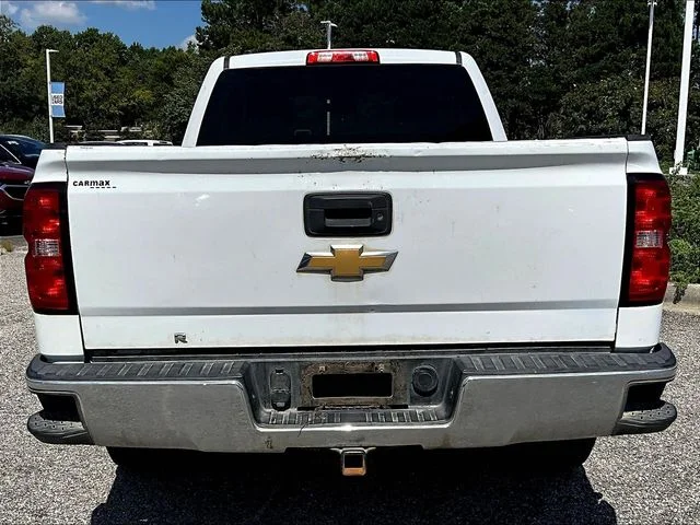 Used 2017 White Chevrolet LT image 5