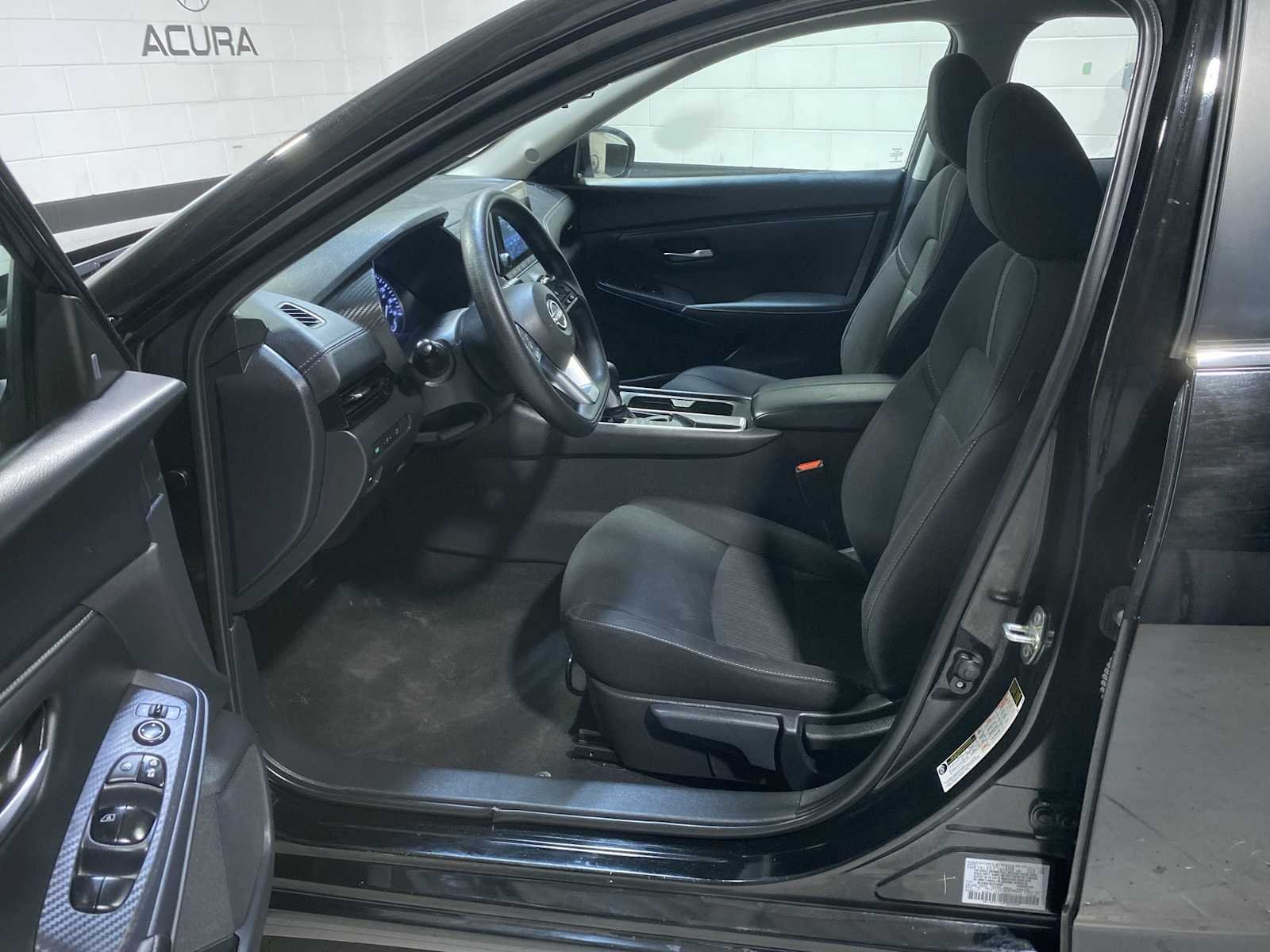 Used 2024 Nissan Sentra SV with VIN 3N1AB8CV6RY253060 for sale in Verona, NJ