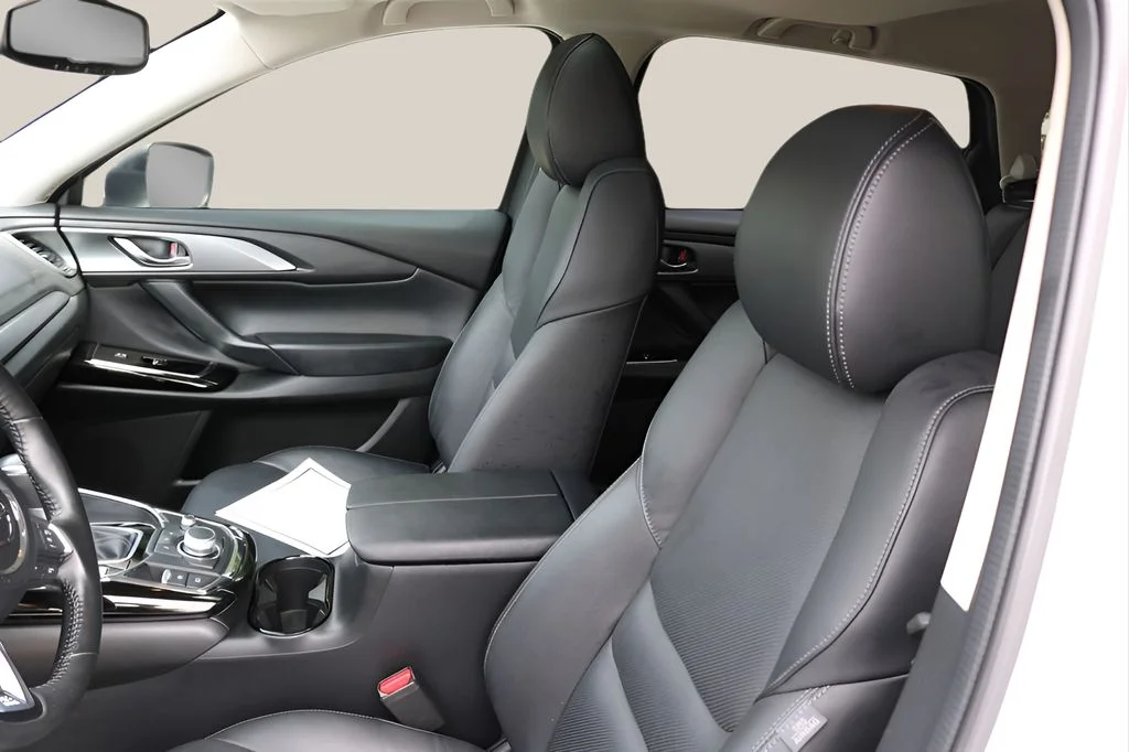 Used 2023 White Mazda Touring image 12