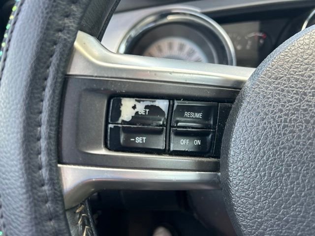 Used 2012 Red Ford V6 image 20