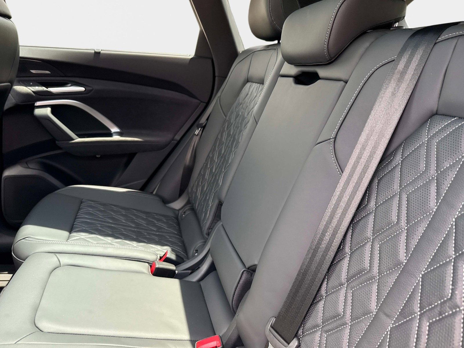 New 2026 Glacier White Metallic Audi Premium Plus image 12