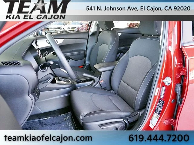 Certified Used 2022 Red Kia LXS image 14